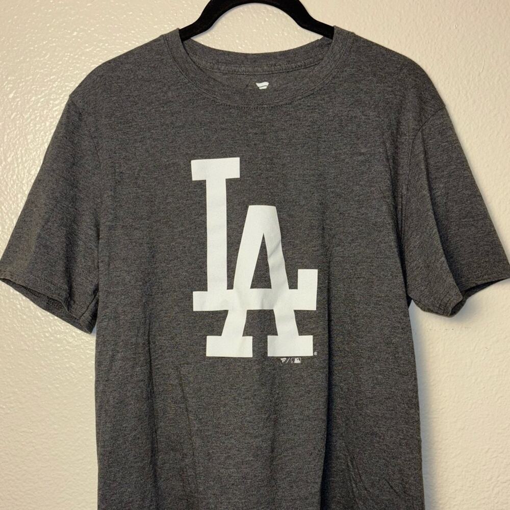 Fanatics LA Dodgers Graphic T-shirt Women's Size Medium Classic Relaxed fit Gray - Picture 4 of 16